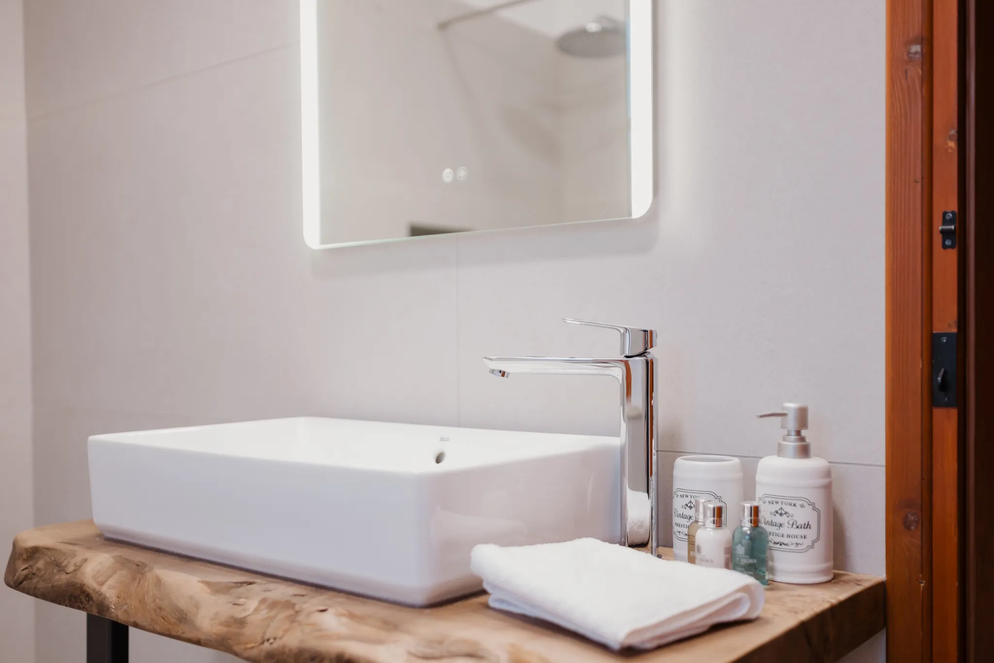 Olive-wood vanity
